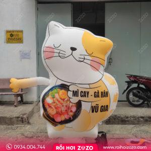 RỐI HƠI MÈO VẪY TAY CỬA HÀNG MÌ CAY